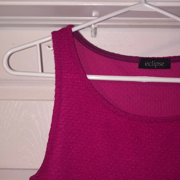 Supa cute fushia peplum top - Picture 2 of 3